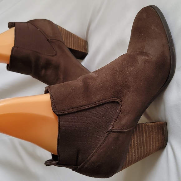 ALDO Ankle Booties - Picture 8 of 16